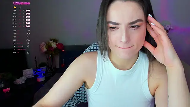 Snapshot of Camilla__one__ chatting on 02.10.25 Camilla one online show from 02.10.25