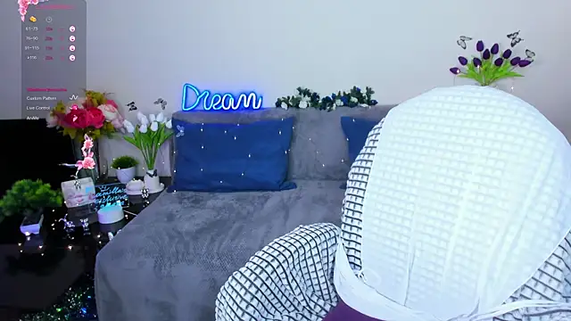 Snapshot of Camilla__one__ chatting on 03.13.25 Camilla one online show from 03.13.25