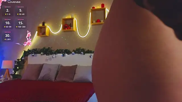 Snapshot of oliviabr0wn0 chatting on 12.09.24 oliviabr0wn0 online show from 12.09.24