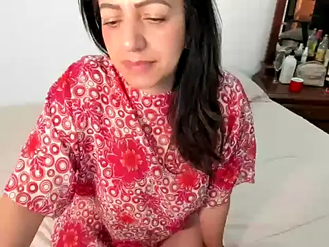 MonicaGarcia  online show from 02.26.26