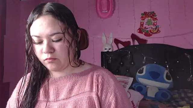 NikkiRous  online show from 02.04.25