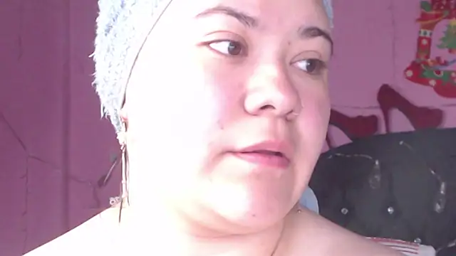 NikkiRous  online show from 02.08.25