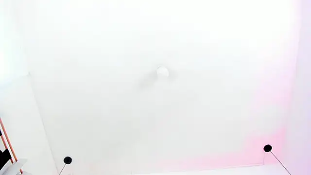 Snapshot of Emily_Gil1 chatting on 02.01.25 Emily Gil1 online show from 02.01.25