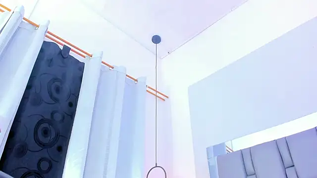 Snapshot of Emily_Gil1 chatting on 02.06.25 Emily Gil1 online show from 02.06.25