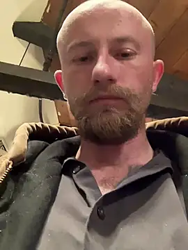 Snapshot of BIGWHITECOCKDOC36 chatting on 12.31.24 BIGWHITECOCKDOC36 online show from 12.31.24