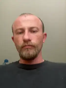 Snapshot of BIGWHITECOCKDOC36 chatting on 02.19.25 BIGWHITECOCKDOC36 online show from 02.19.25