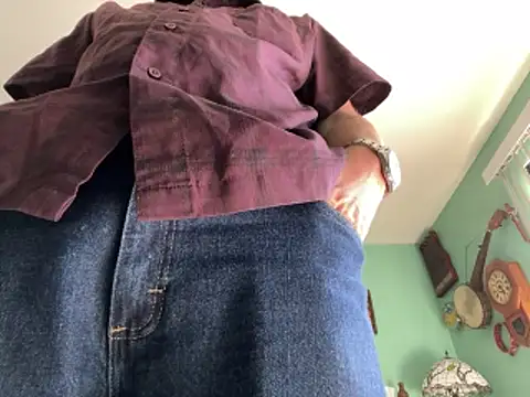 Snapshot of BIGWHITECOCKDOC36 chatting on 11.02.25 BIGWHITECOCKDOC36 online show from 11.02.25