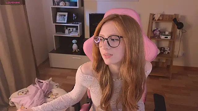 rara ruru online show from 03.16.25