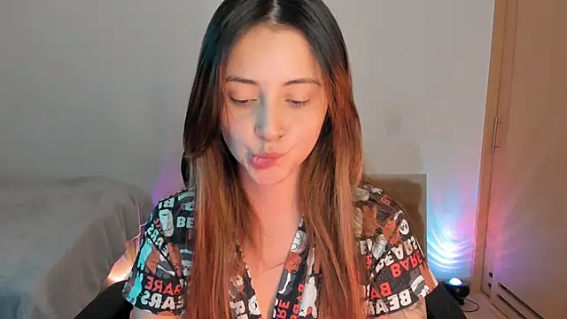 annie mora online show from 10.09.25