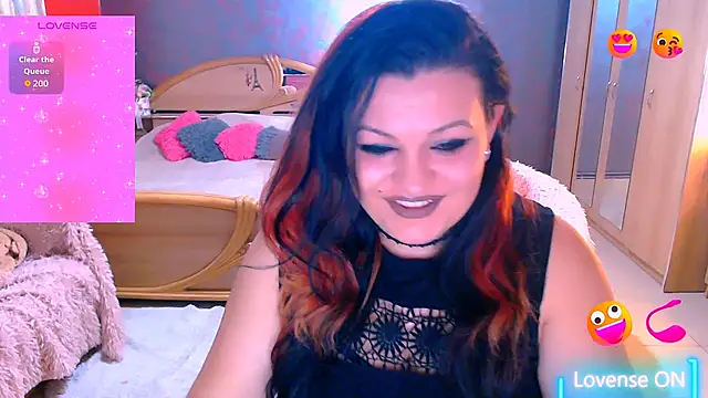 Snapshot of Ariellefoxy chatting on 02.15.26 Ariellefoxy online show from 02.15.26
