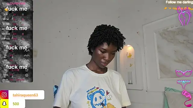 Snapshot of Tahira_21_ chatting on 03.10.25 Tahira 21 online show from 03.10.25