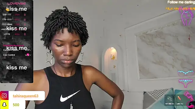 Snapshot of Tahira_21_ chatting on 03.15.25 Tahira 21 online show from 03.15.25