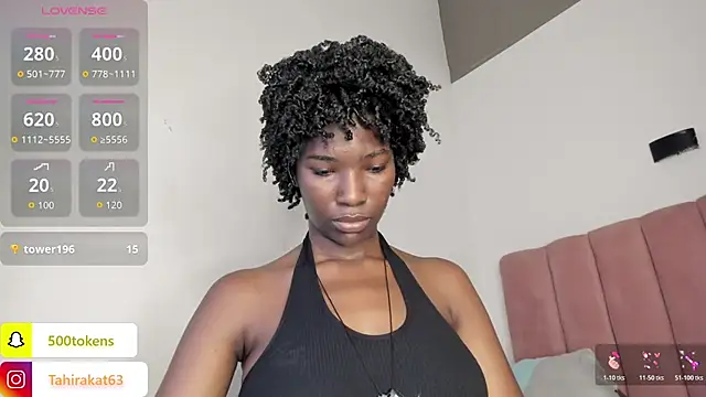 Snapshot of Tahira_21_ chatting on 06.26.26 Tahira 21 online show from 06.26.26