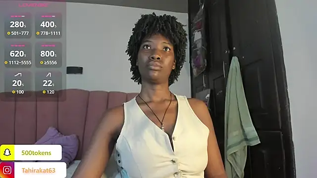 Snapshot of Tahira_21_ chatting on 07.11.26 Tahira 21 online show from 07.11.26