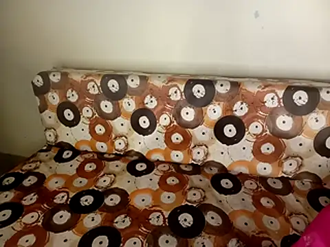 Snapshot of shuhana_ chatting on 11.04.25 shuhana online show from 11.04.25