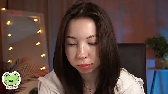 Snapshot of Sarah_Son chatting on 01.16.25 Sarah Son online show from 01.16.25