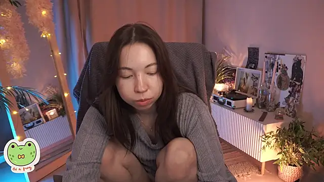 Snapshot of Sarah_Son chatting on 03.14.25 Sarah Son online show from 03.14.25
