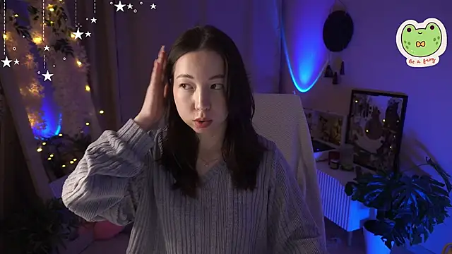Snapshot of Sarah_Son chatting on 09.09.25 Sarah Son online show from 09.09.25