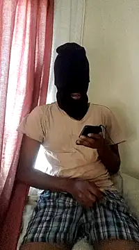 Snapshot of Gifttheskimaskboy chatting on 12.05.24 Gifttheskimaskboy online show from 12.05.24