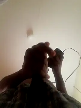 Snapshot of Gifttheskimaskboy chatting on 12.05.24 Gifttheskimaskboy online show from 12.05.24