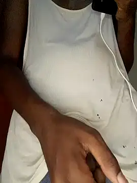 Snapshot of Gifttheskimaskboy chatting on 12.20.24 Gifttheskimaskboy online show from 12.20.24