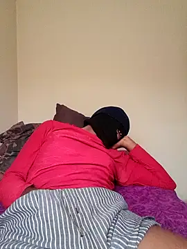 Snapshot of Gifttheskimaskboy chatting on 03.19.25 Gifttheskimaskboy online show from 03.19.25