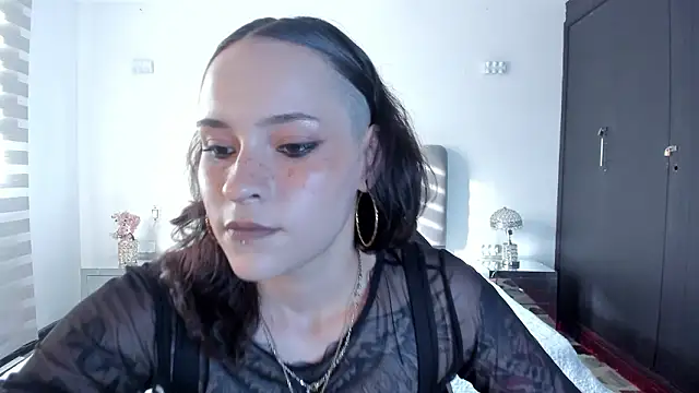 AnnyThompson  online show from 03.11.26