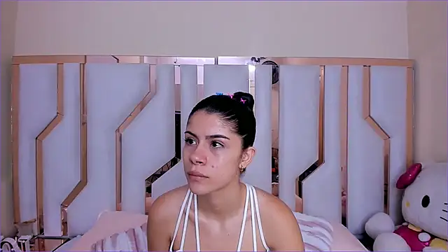 TifanyChill online show from 11.08.25