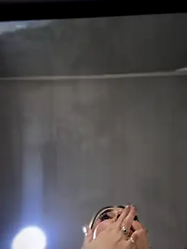 Jules Anderson online show from 12.17.25