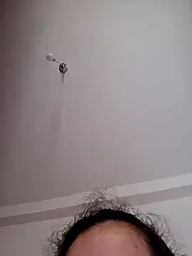 Snapshot of altinya chatting on 10.28.25 altinya online show from 10.28.25