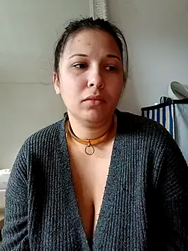 Snapshot of minette-sexy chatting on 12.24.24 minette-sexy online show from 12.24.24