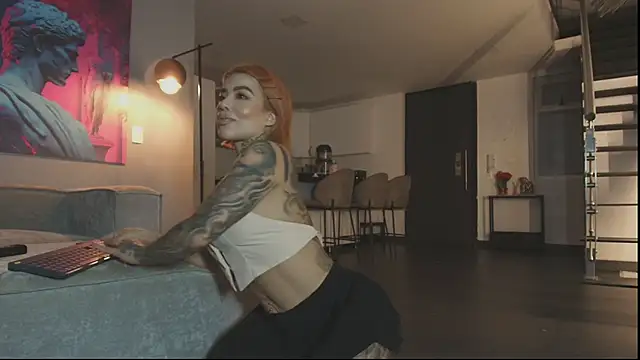 milaivanova online show from 02.16.25