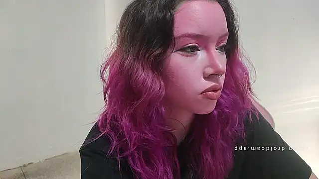 WandaDoll online show from 11.28.25