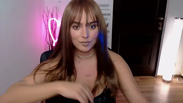 ChloeJewel1 online show from 11.28.25