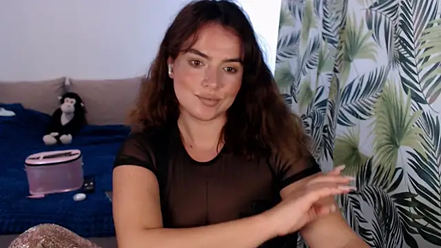 Snapshot of ChloeJewel1 chatting on 07.21.26 ChloeJewel1 online show from 07.21.26