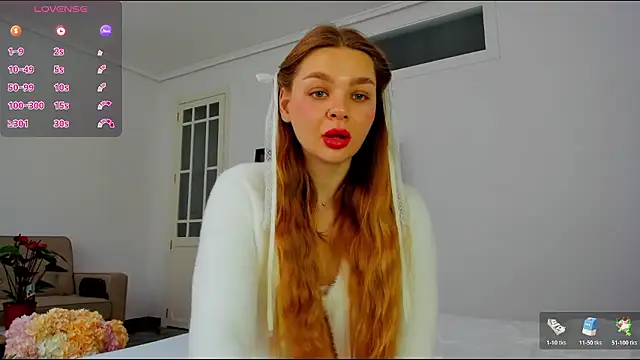 Snapshot of Molly_sweetie chatting on 03.08.26 Molly sweetie online show from 03.08.26