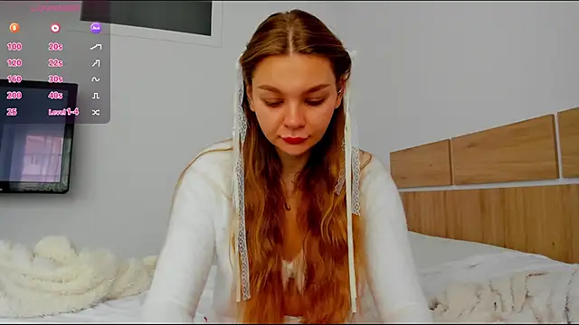 Snapshot of Molly_sweetie chatting on 03.10.26 Molly sweetie online show from 03.10.26