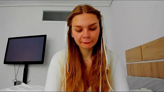 Snapshot of Molly_sweetie chatting on 04.02.26 Molly sweetie online show from 04.02.26