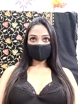 Snapshot of Yours-Bebo chatting on 02.08.25 Yours-Bebo online show from 02.08.25