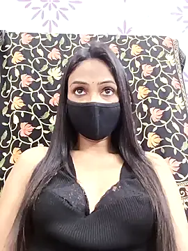 Snapshot of Yours-Bebo chatting on 02.09.25 Yours-Bebo online show from 02.09.25