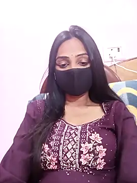 Snapshot of Yours-Bebo chatting on 03.15.25 Yours-Bebo online show from 03.15.25