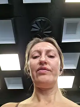 Snapshot of Miss____Mia_ chatting on 01.26.25 Miss    Mia  online show from 01.26.25