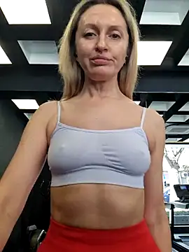 Snapshot of Miss____Mia_ chatting on 03.06.25 Miss    Mia  online show from 03.06.25