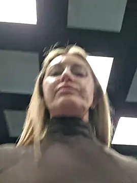 Miss    Mia  online show from 01.19.26