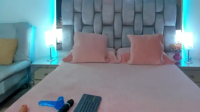 Abbye blue01 online show from 02.24.25