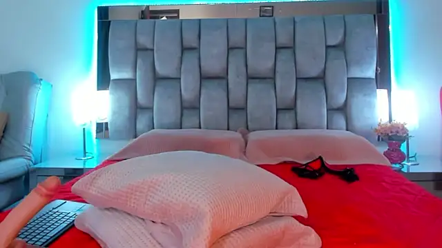 Abbye blue01 online show from 03.12.25