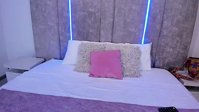 GiselOrtiz online show from 02.05.25