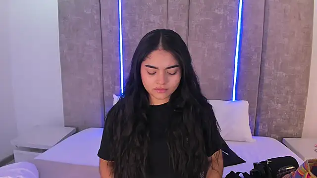 GiselOrtiz online show from 02.17.25