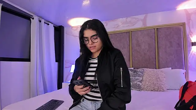 Snapshot of GiselOrtiz chatting on 07.26.26 GiselOrtiz online show from 07.26.26