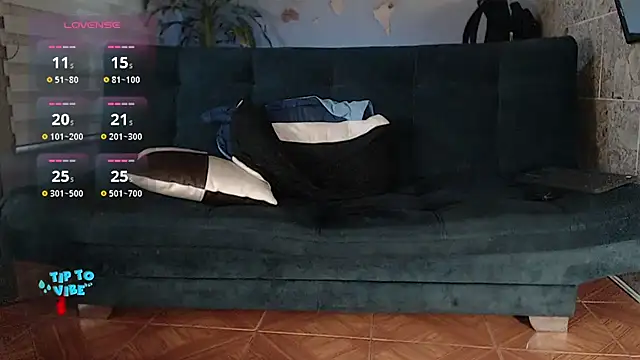 Snapshot of rogert_xx chatting on 01.10.25 rogert xx online show from 01.10.25